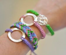 12 DIY Macrame Bracelet Patterns To Make at Home ⋆ GreatThingsFirst