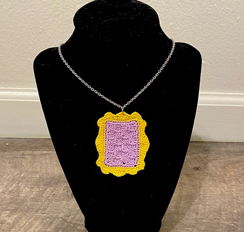 Lovely Crochet Pendant Block