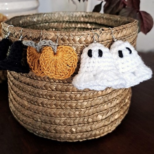 Charm halloween earrings
