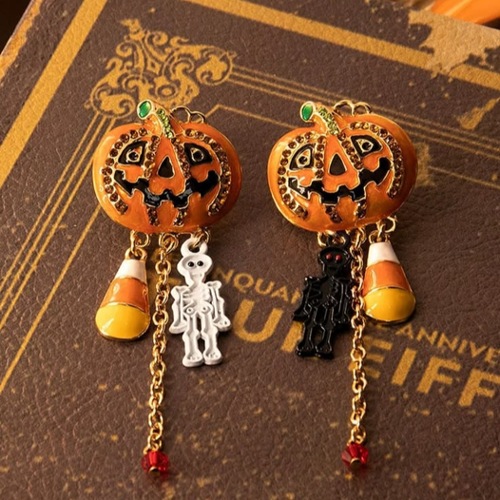 Charm halloween earrings